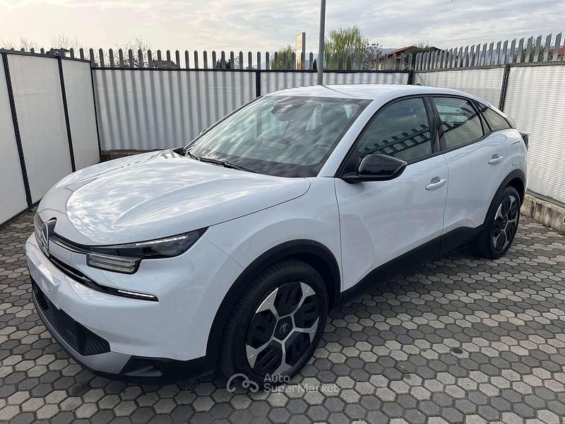 Usata Citroën C4 PureTech 131 CV (96 kW) 2025 Bianco pastello SUV