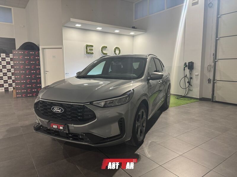 Gray Nuova 2025 Ford Kuga ST-Line SUV | 29.900 € (Cara) - Immagine 1/4