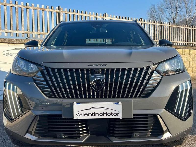 Usata Peugeot 2008 Allure 131 CV (96 kW) 2024 Grigio selenium SUV