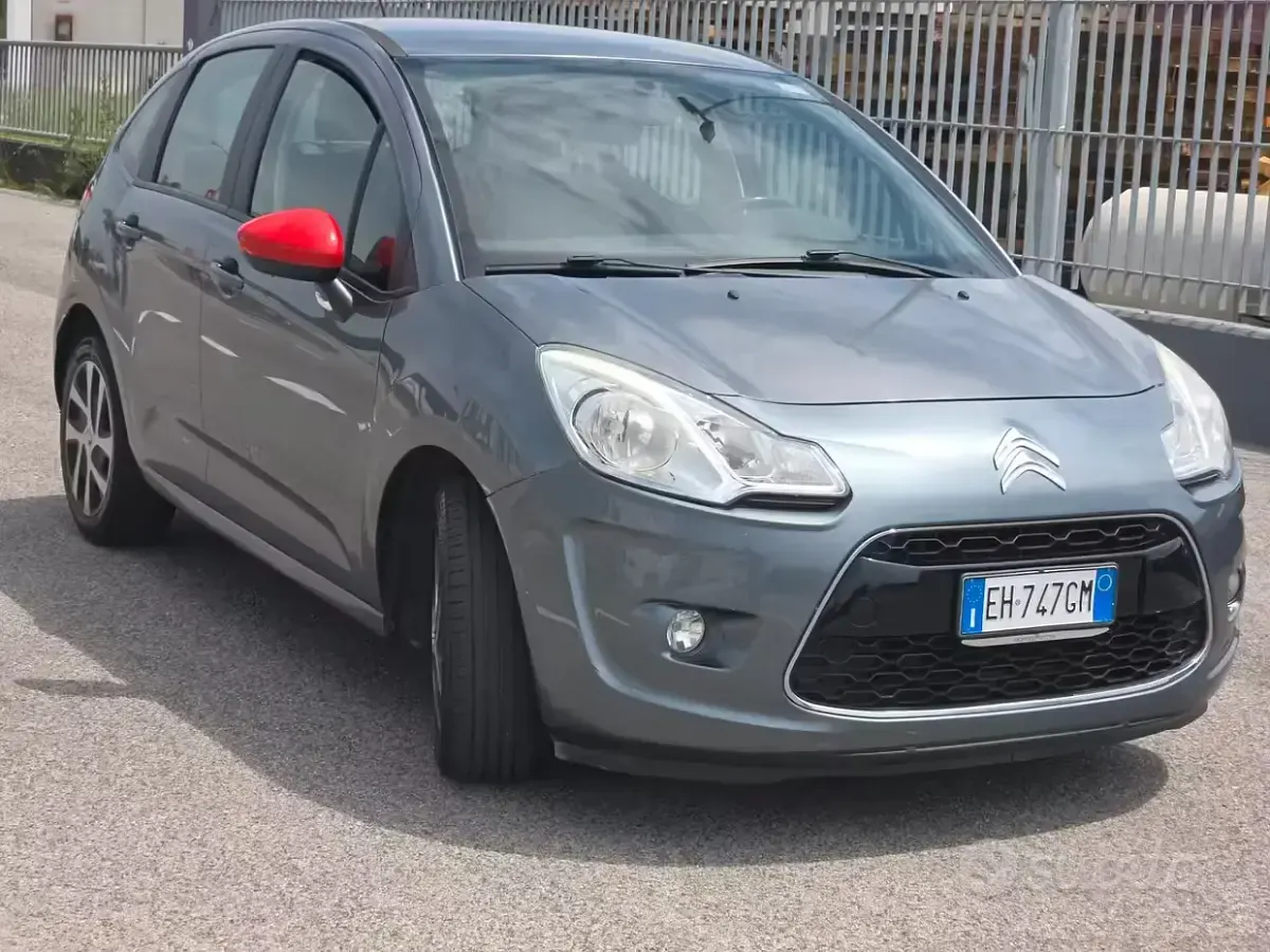 Usata Citroën C3 Attraction 68 CV (50 kW) 2011 Grigio Berlina