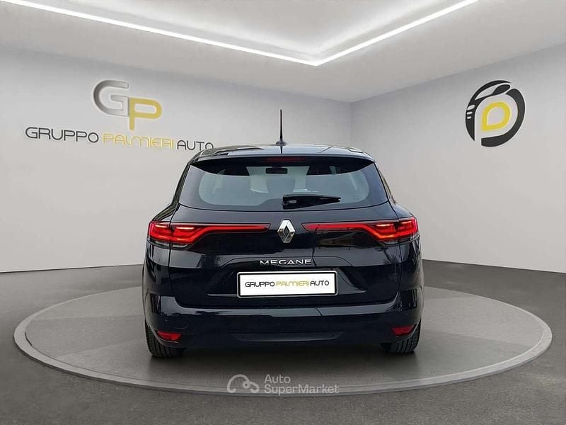 Usata Renault Mégane IV Business 116 CV (85 kW) 2023 Nero Station wagon