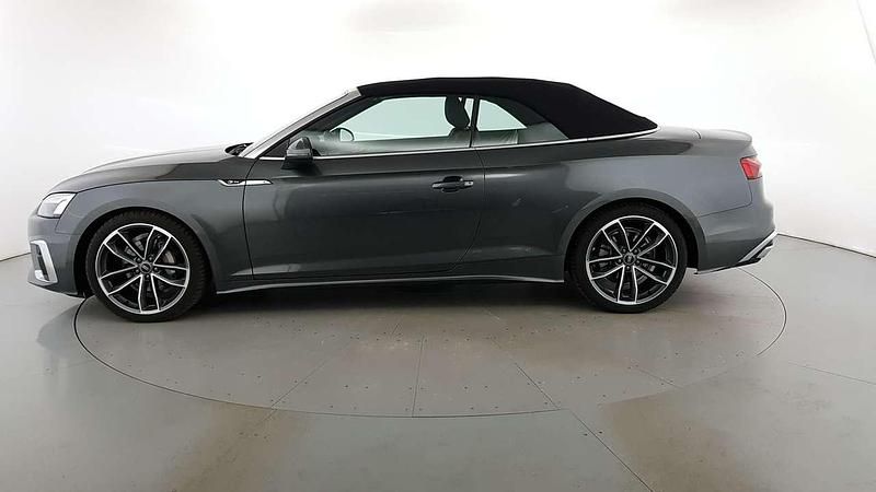 Usata Audi A5 Cabriolet S-Line 204 CV (150 kW) 2024 Grigio daytona perla Cabrio