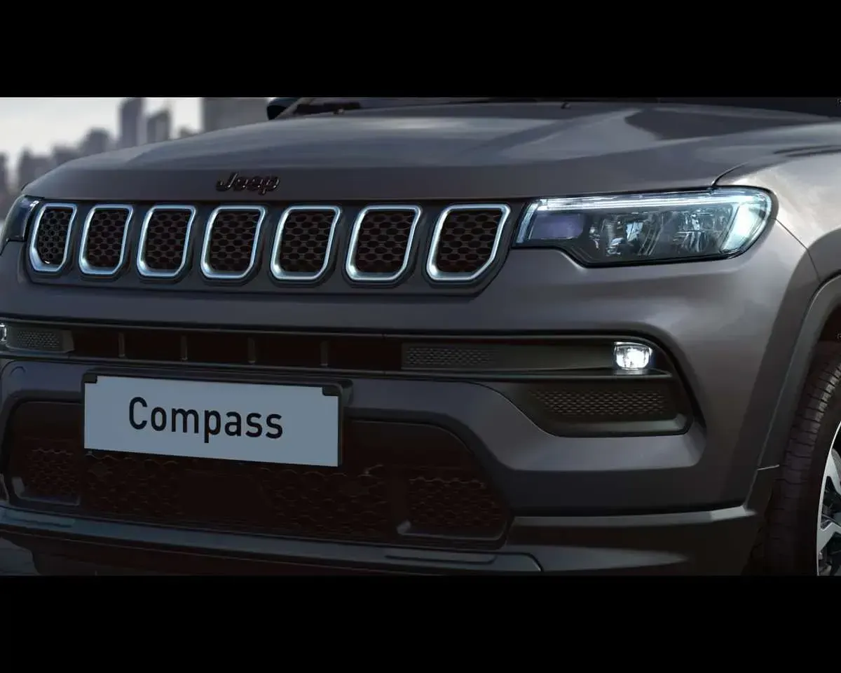 Gebraucht Jeep Compass 131 PS (96 kW) 2022 Grau SUV