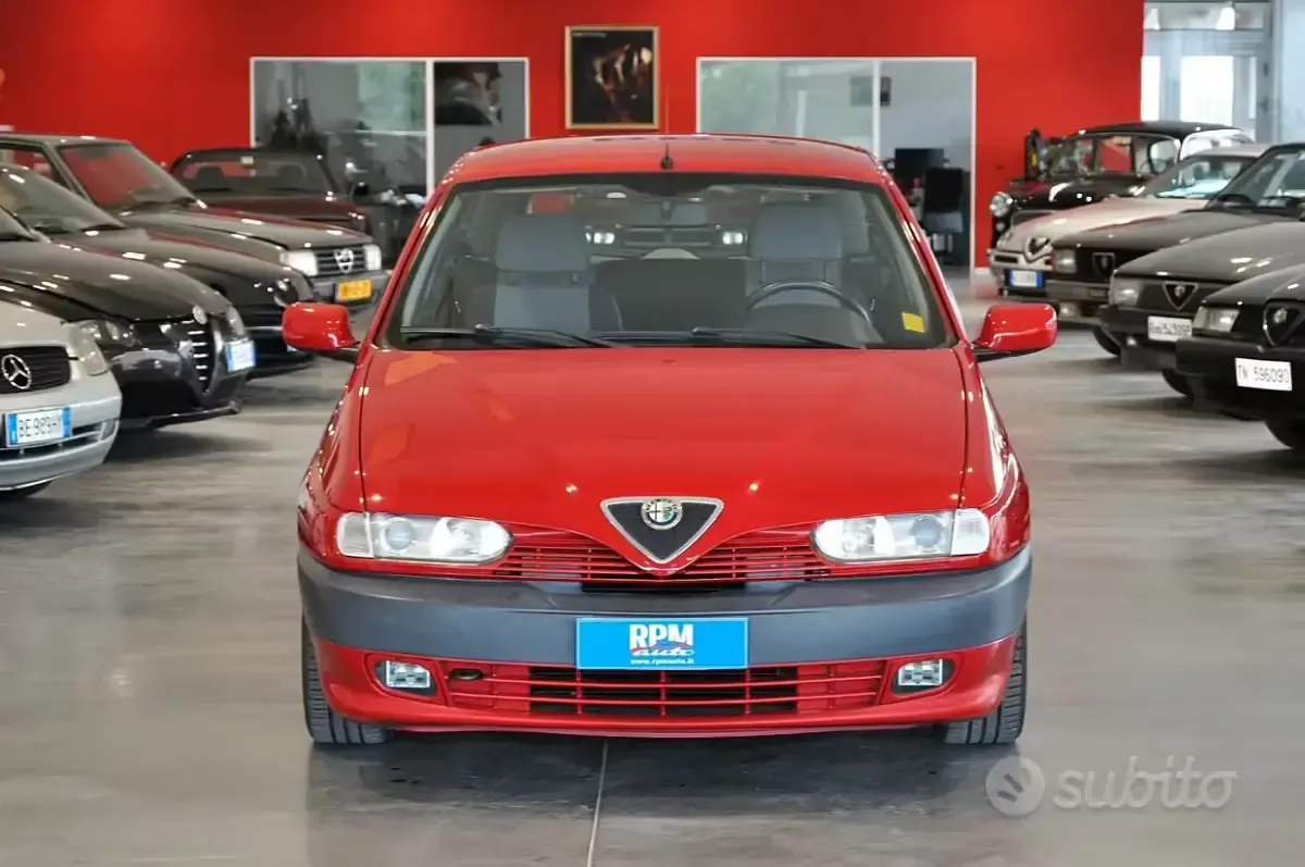 Occasion Alfa Romeo 145 Quadrifoglio 150 ch (110 kW) 1996 Rouge Citadine