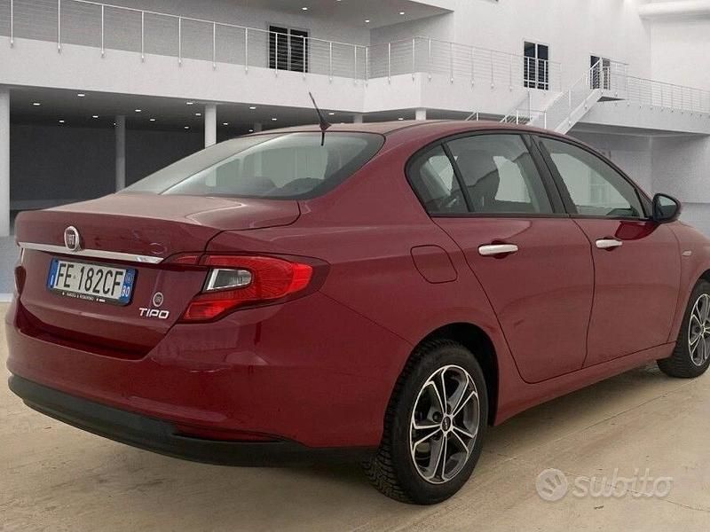 Usata Fiat Tipo Opening Edition 120 CV (88 kW) 2016 Rosso Berlina