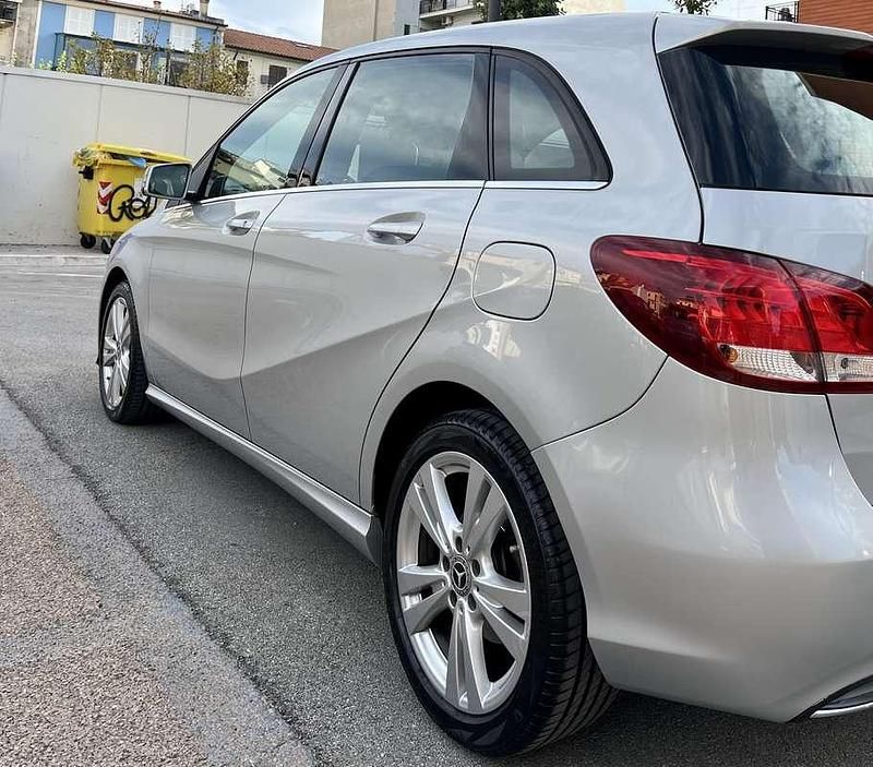 Usata Mercedes B160 90 CV (66 kW) 2016 Monovolume