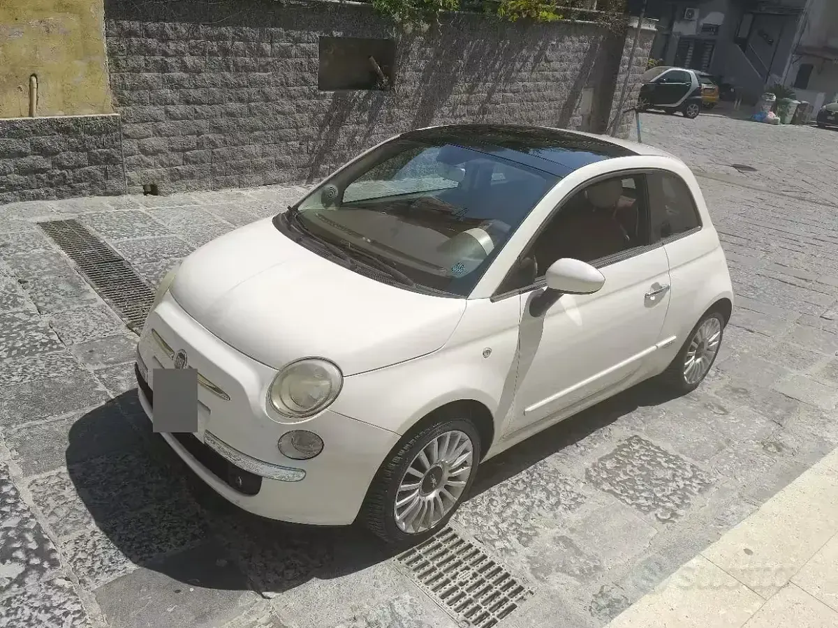 Usata Fiat 500 Lounge 69 CV (50 kW) 2009 Bianco Cabrio