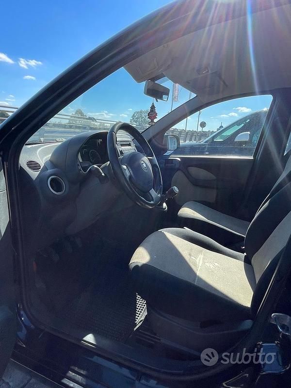 Usata Fiat Panda 4x4 69 CV (50 kW) 2010 Nero Utilitaria