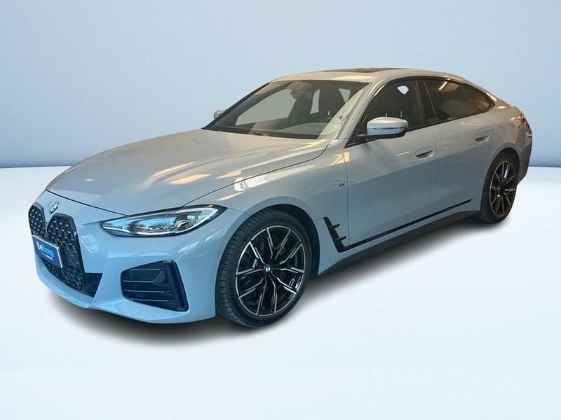 Grigio Usata 2023 BMW 420 M Sport Coupé | 40.567 € (Super prezzo) - Immagine 1/3