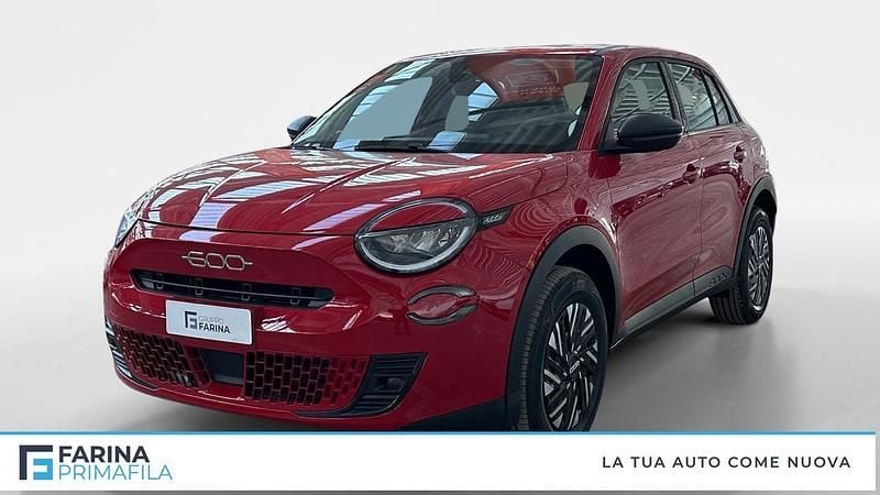 Rosso Nuova 2025 Fiat 600 Pop Tre volumi | 20.100 € - Immagine 1/4