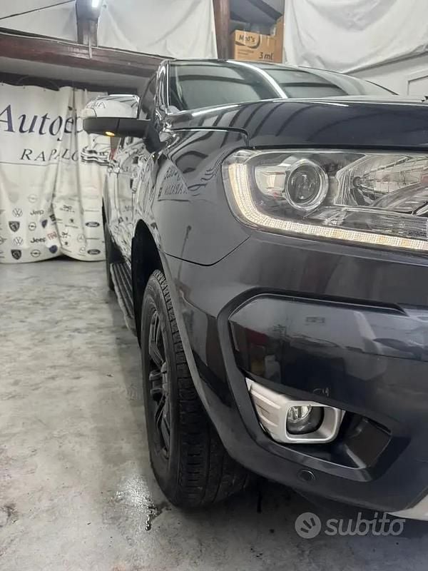 Usado Ford Ranger Wildtrack 213 CV (156 kW) 2019 Azul Pickup/Camioneta