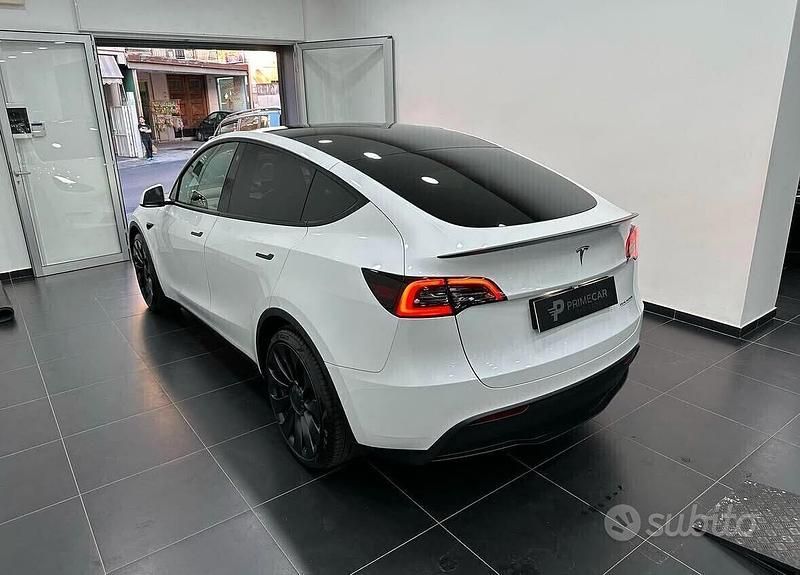 Occasion Tesla Model Y Performance 392 kW (534 ch) 2022 Blanc SUV