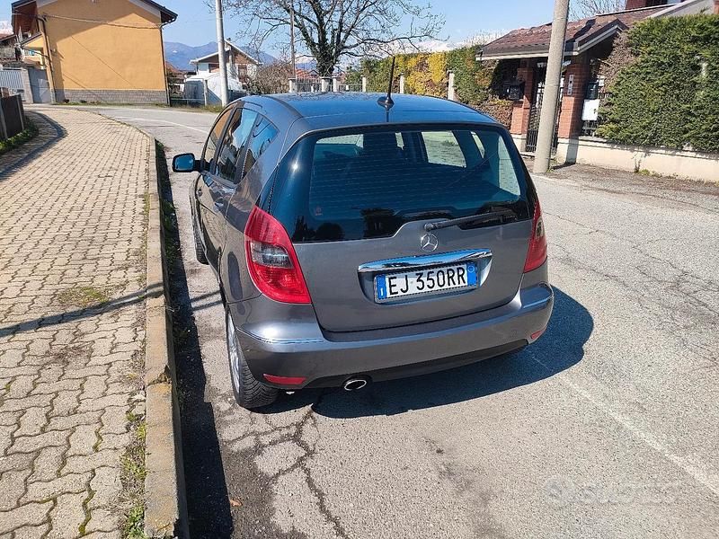 Usata Mercedes A160 Avantgarde 95 CV (69 kW) 2010 Monovolume