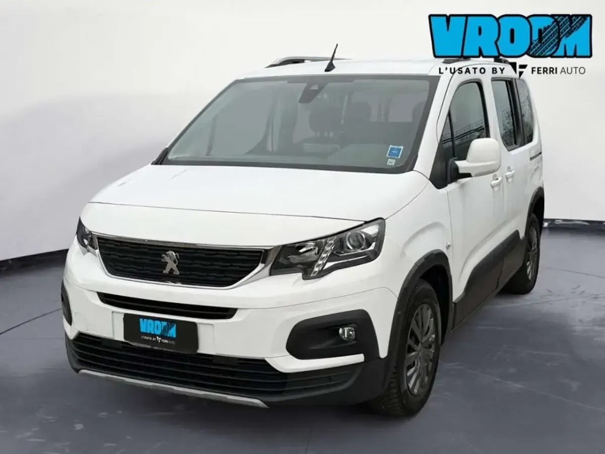 Usata Peugeot Rifter Active 131 CV (96 kW) 2019 Bianco Monovolume