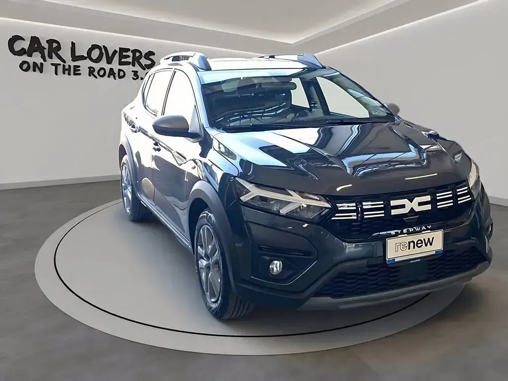 Usata Dacia Sandero Expression 101 CV (74 kW) 2023 Kna grigio cometa met Utilitaria