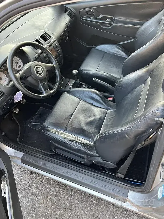 Usata Seat Ibiza CUPRA 156 CV (114 kW) 2000 Grigio Utilitaria