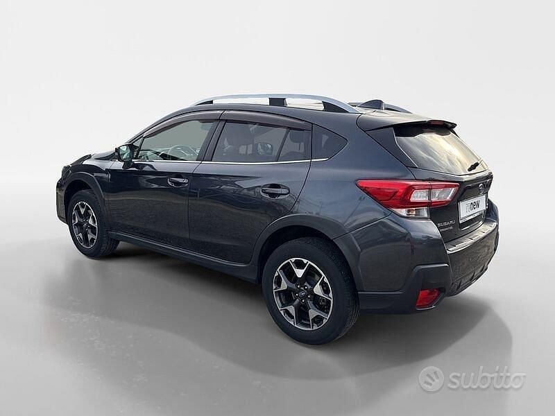 Usata Subaru XV Style 114 CV (83 kW) 2020 Grigio SUV