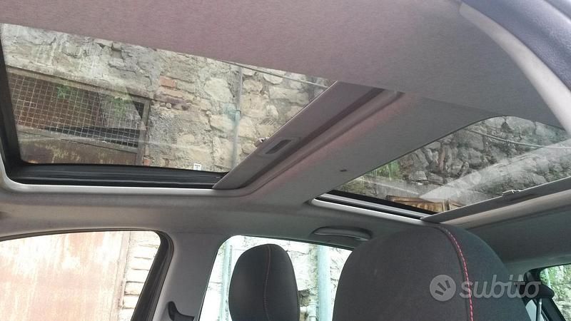 Usata 2010 Fiat Punto Due volumi | 5000 € - Immagine 1/4