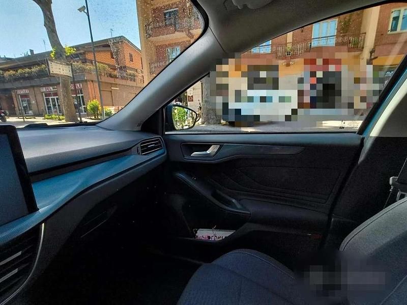 Usata Ford Focus Active 125 CV (91 kW) 2022 Blu/azzurro