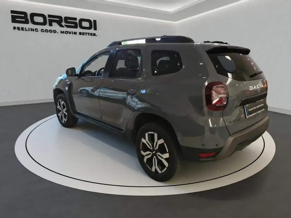 Usata Dacia Duster Journey 101 CV (74 kW) 2024 Grigio road SUV