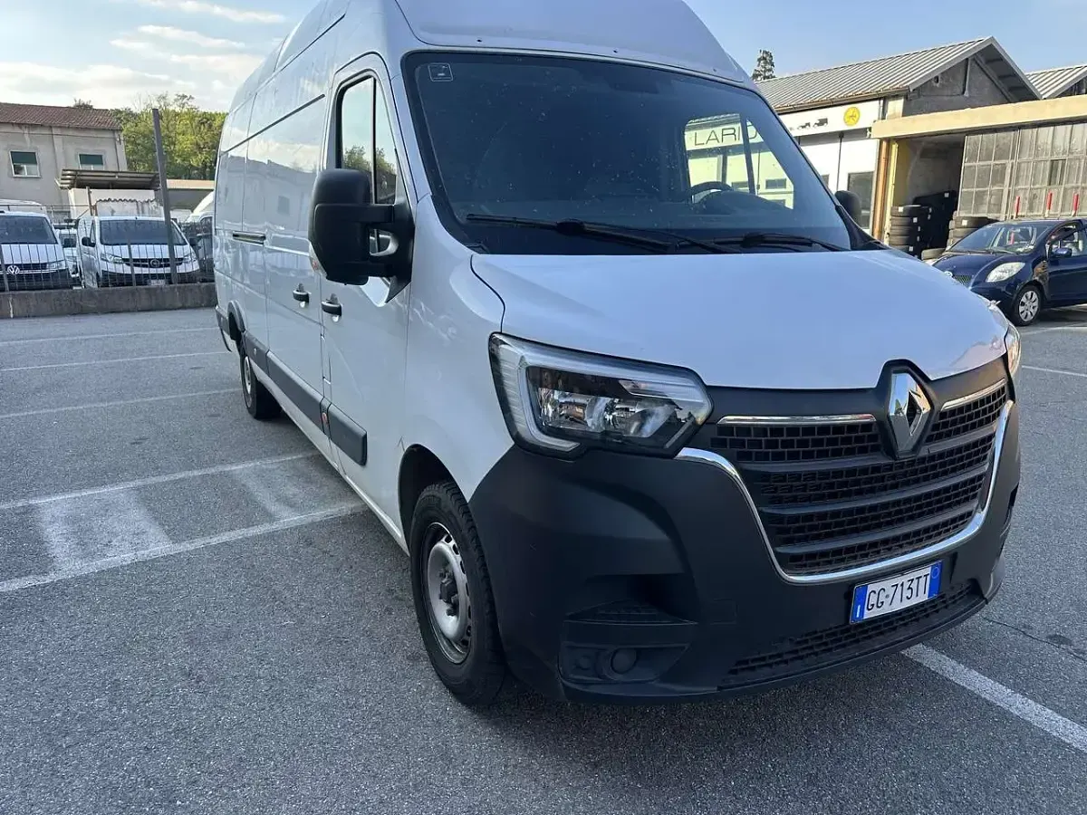 Usata Renault Master 145 CV (106 kW) 2021 Other Monovolume