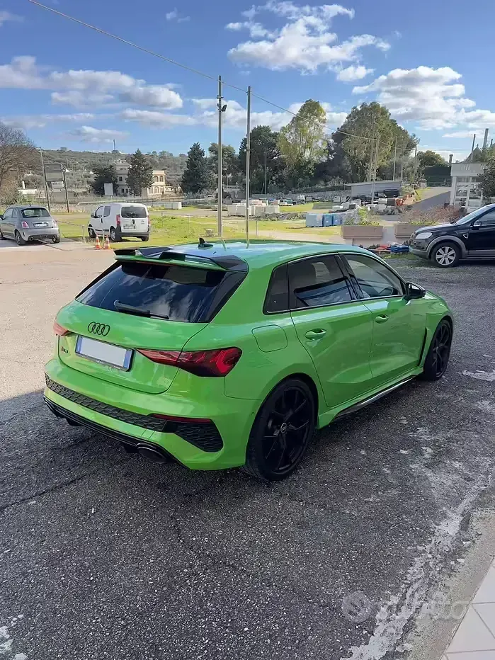 Usata Audi A3 400 CV (294 kW) 2022 Verde Berlina