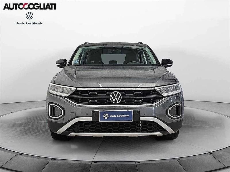 Usata VW T-Roc Life 150 CV (110 kW) 2024 Indium grey metallizzato nero SUV
