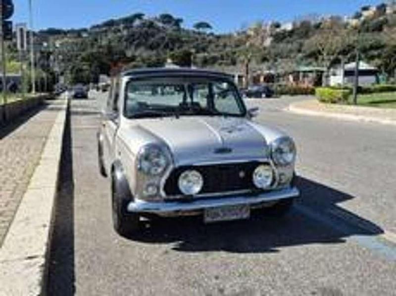 Usata Austin Mini 44 CV (32 kW) 1989 Bronzo Berlina