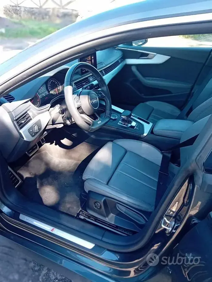 Usata Audi A5 Sportback S-Line 190 CV (139 kW) 2019 Grigio Utilitaria