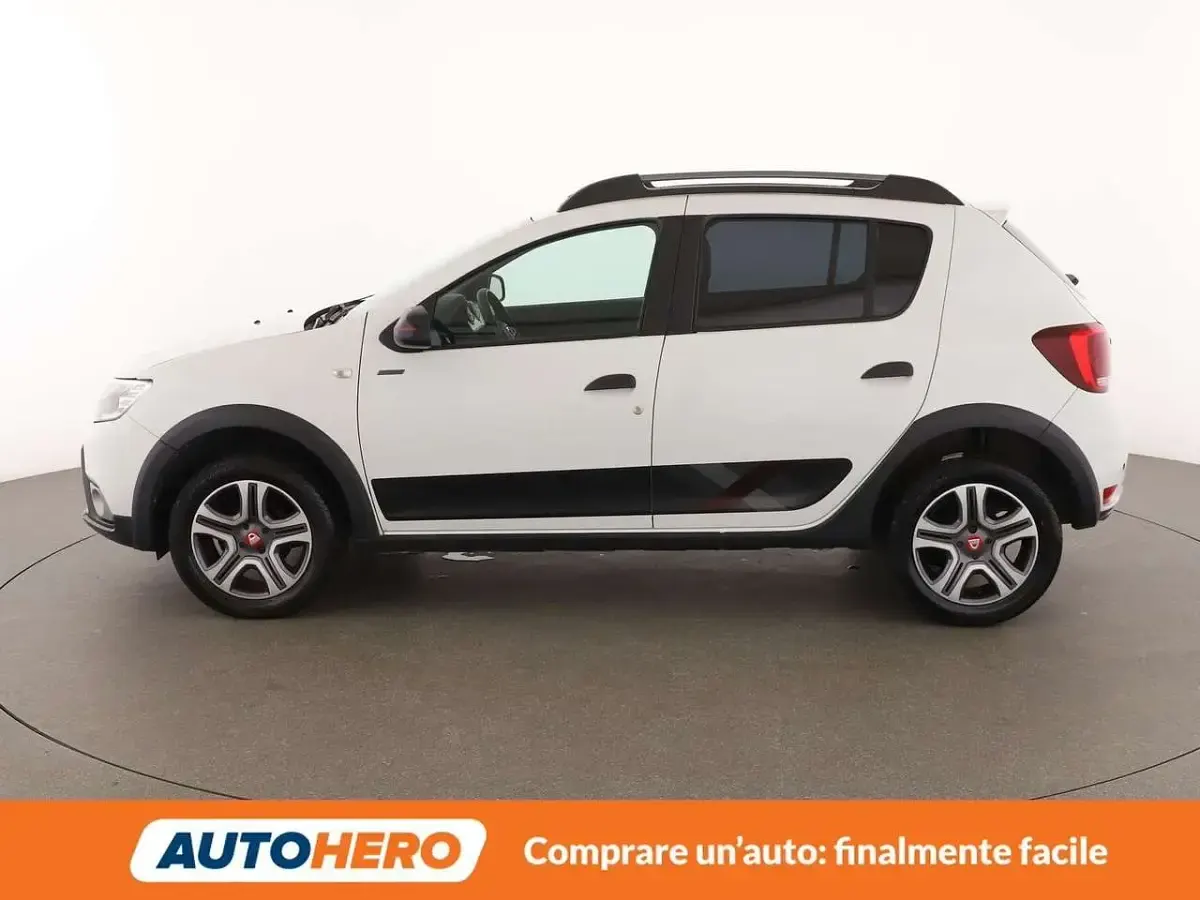 Usata Dacia Sandero 95 CV (69 kW) 2019 Bianco Utilitaria