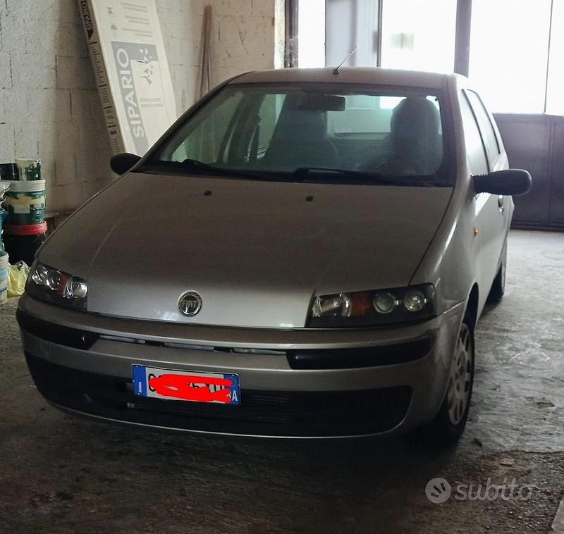 Grigio Usata 2002 Fiat Punto Due volumi | 1625 € - Immagine 1/4