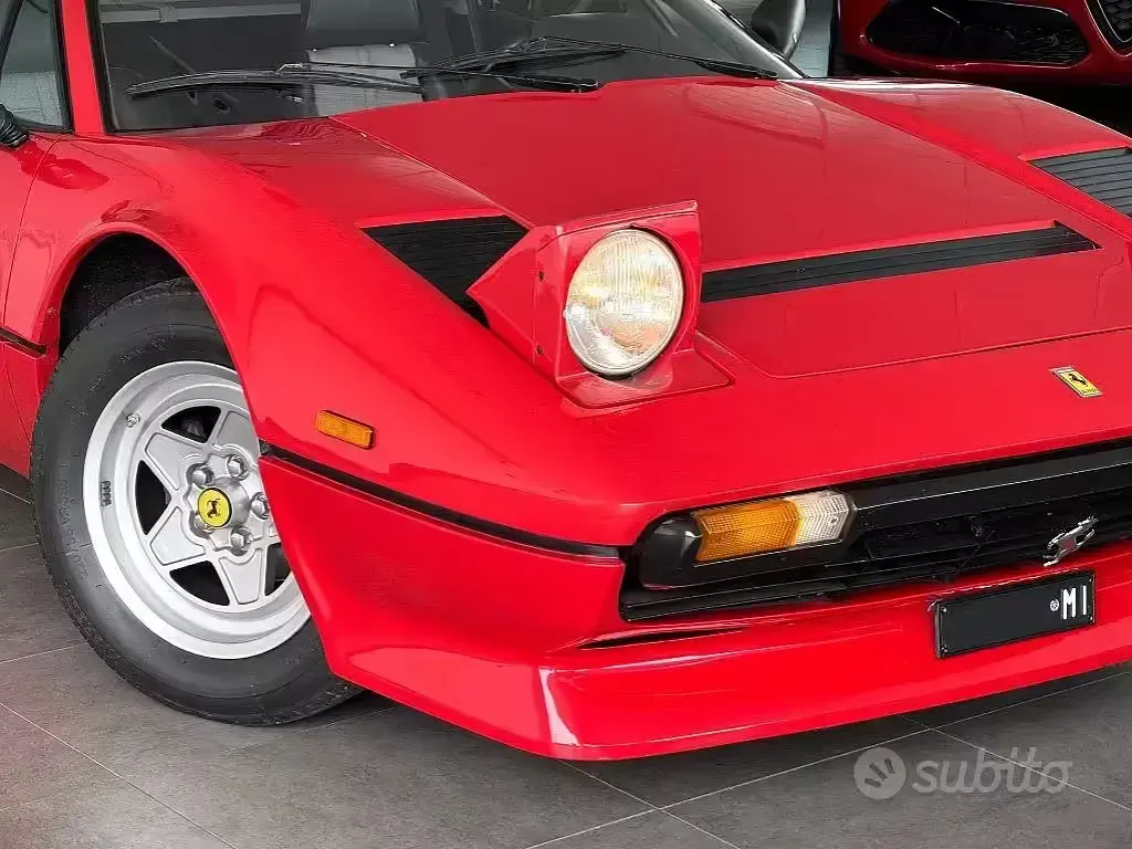 Usata Ferrari 208 220 CV (161 kW) 1982 Rosso Coupé