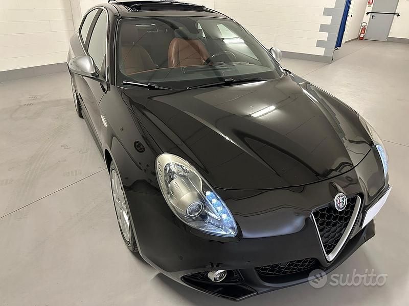 Usata Alfa Romeo Giulietta Super 120 CV (88 kW) 2016 Nero Utilitaria