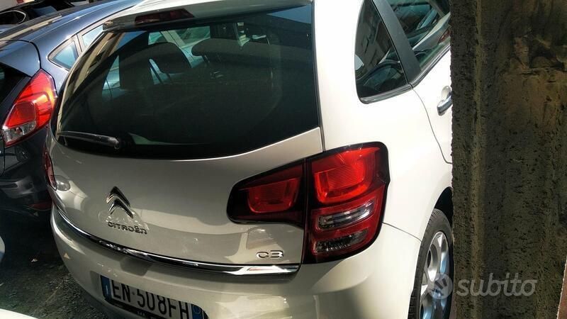 Usata Citroën C3 Exclusive 68 CV (50 kW) 2012 Bianco Utilitaria