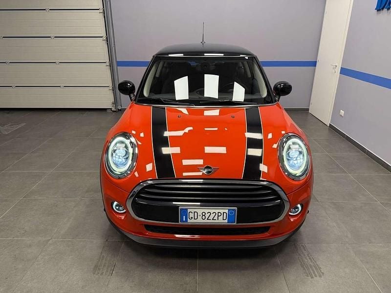 Usata Mini Cooper 136 CV (100 kW) 2021 Solaris orange Utilitaria