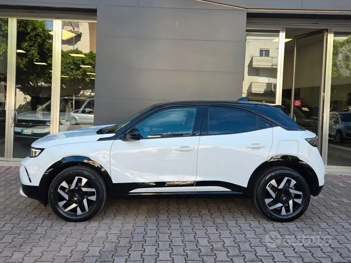 Usata Opel Mokka 136 CV (100 kW) 2025 Bianco SUV