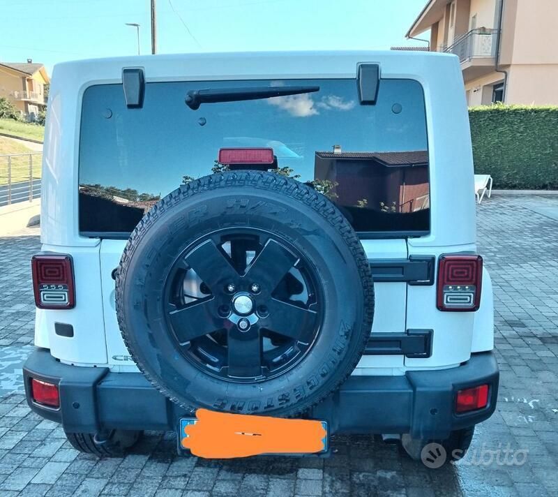 Usata Jeep Wrangler 200 CV (147 kW) 2012 Bianco SUV
