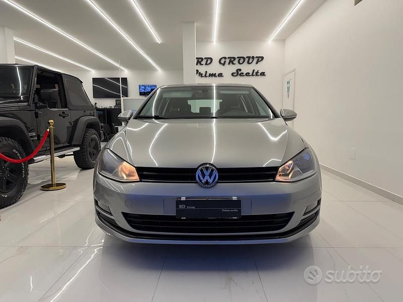 Usata VW Golf VII Highline 105 CV (77 kW) 2013 Other Berlina