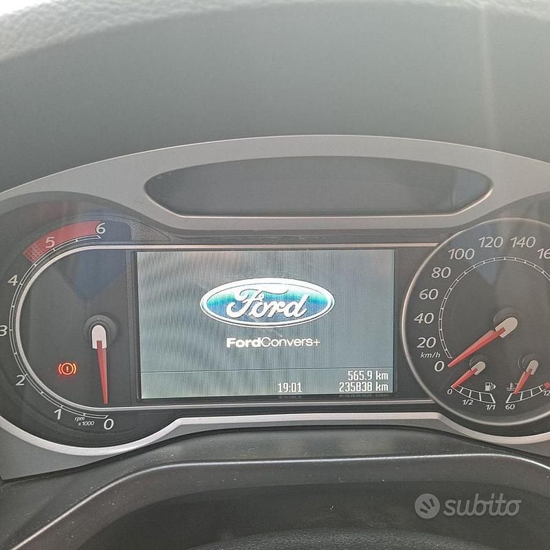 Usata Ford S-MAX S 140 CV (102 kW) 2009 Grigio Monovolume