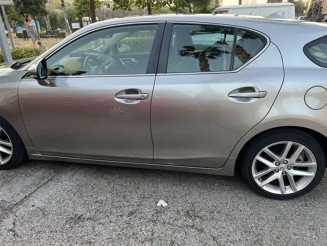 Usata Lexus CT200h Executive Line 99 CV (72 kW) 2018 Berlina
