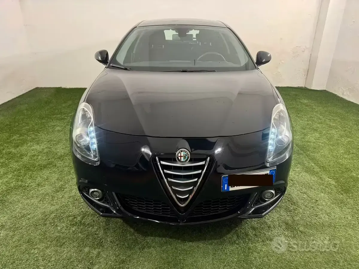 Usata Alfa Romeo Giulietta 120 CV (88 kW) 2011 Nero Utilitaria