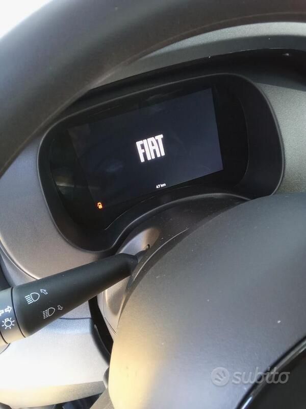 Nuova Fiat Panda 69 CV (50 kW) 2025 Giallo Utilitaria