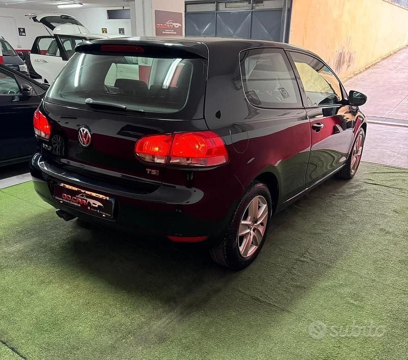 Usata VW Golf VI 122 CV (89 kW) 2009 Nero Utilitaria
