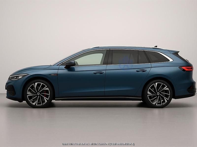Usata VW ID.7 GTX 250 kW (340 CV) 2025 Blu Station wagon