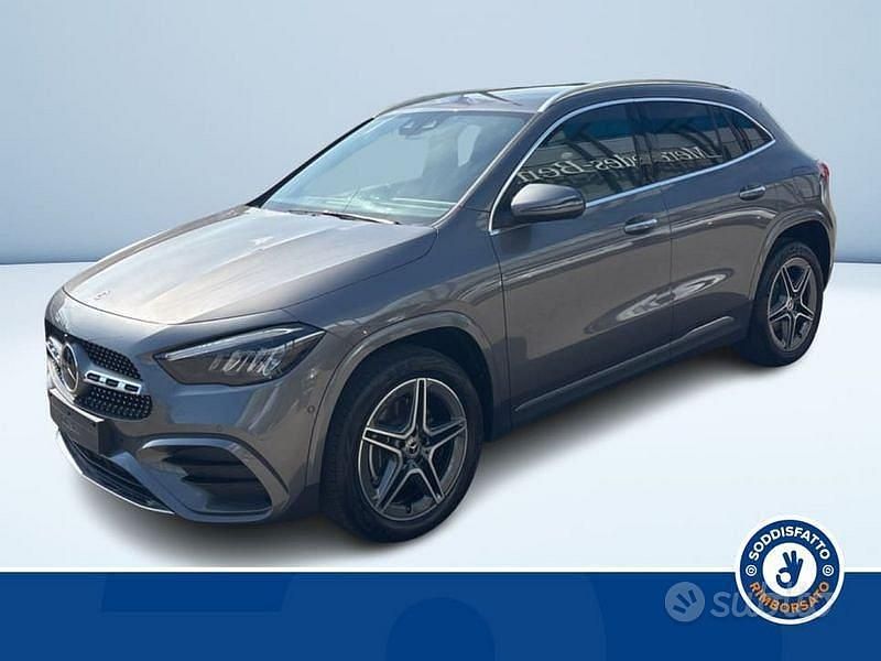 Grigio Nuova 2025 Mercedes GLA250 Advanced Plus SUV | 48.100 € (Buon prezzo) - Immagine 1/3