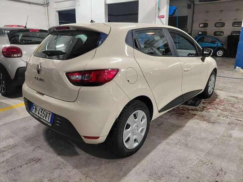 Usata Renault Clio Business 75 CV (55 kW) 2018 Panna Furgone