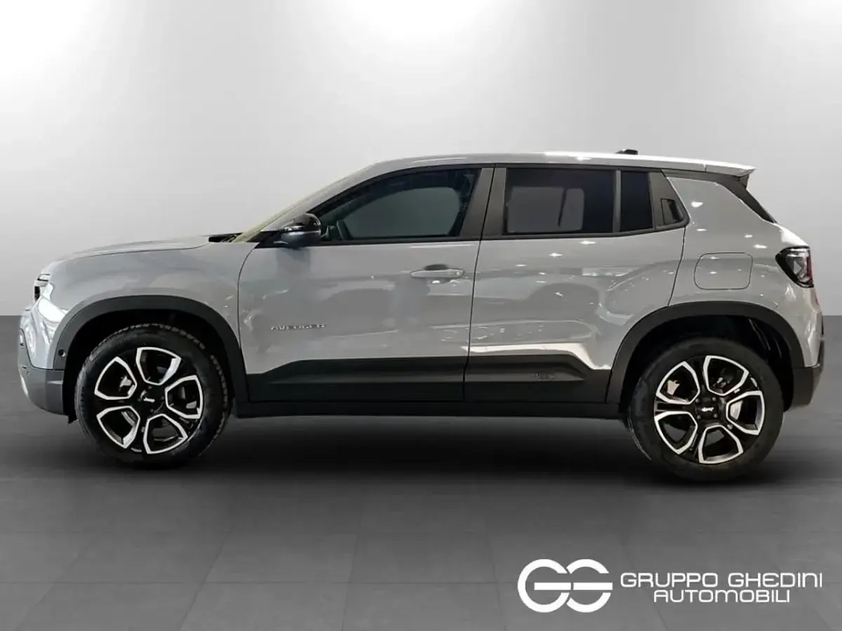 Nuova Jeep Avenger Summit 101 CV (74 kW) 2026 Grigio SUV