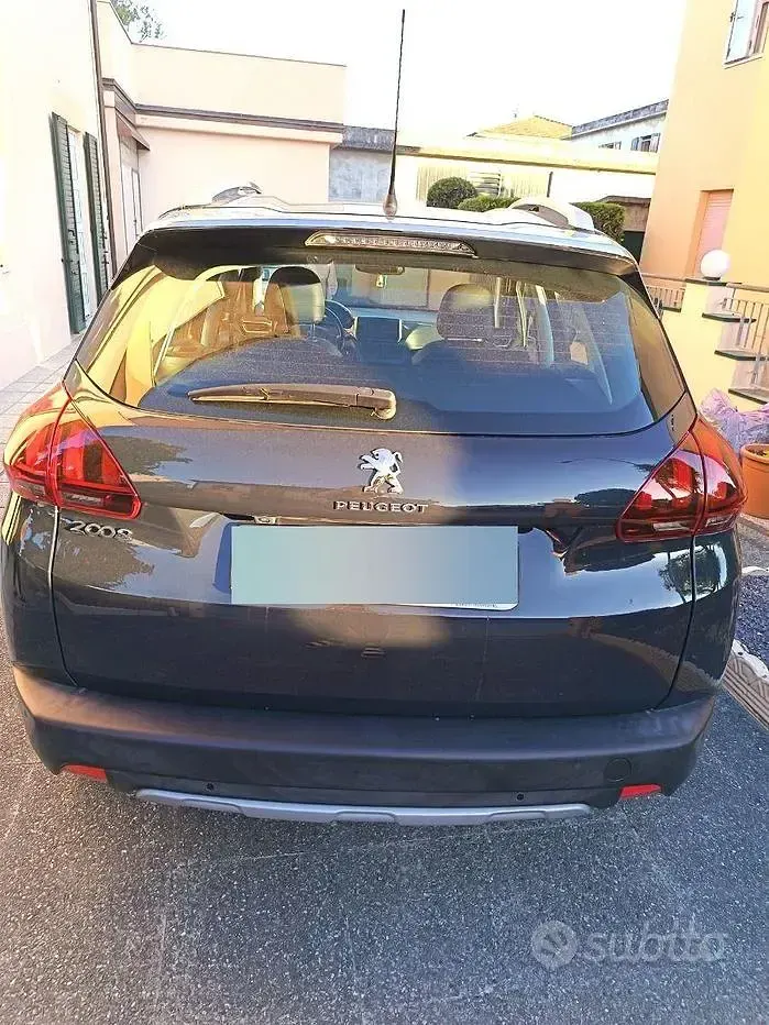 Usata Peugeot 2008 99 CV (72 kW) 2017 Nero SUV