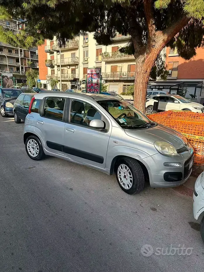 Usata Fiat Panda Pop 69 CV (50 kW) 2012 Grigio Utilitaria
