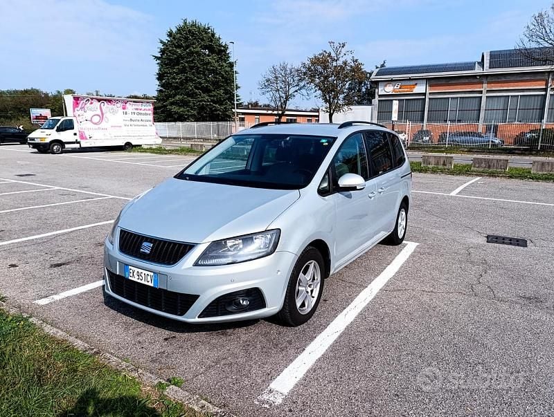 Usata Seat Alhambra Style 140 CV (102 kW) 2011 Argento Monovolume